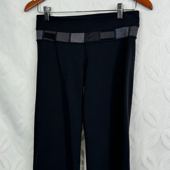 Lululemon Groove Crop Black Quilting Winter Reversible Legging Size 6 - Picture 8 of 12